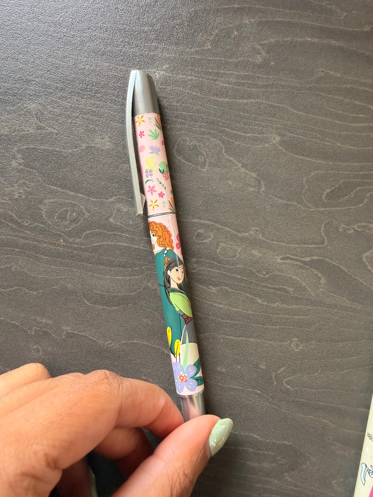 Disneyland Paris pen Merida Mulan