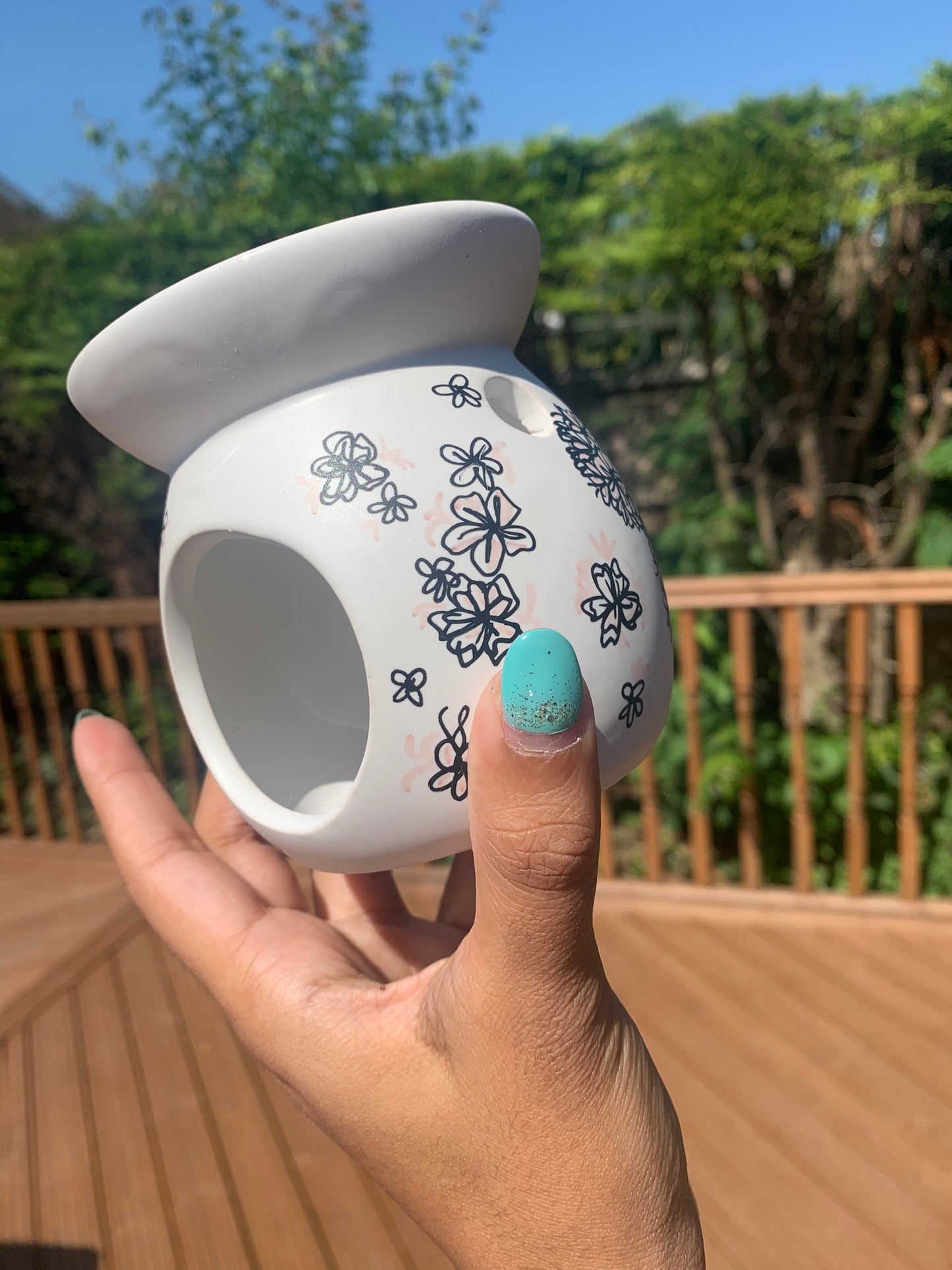 Minnie Mouse Floral Ceramics Wax Oil Burner - HOMEWARE