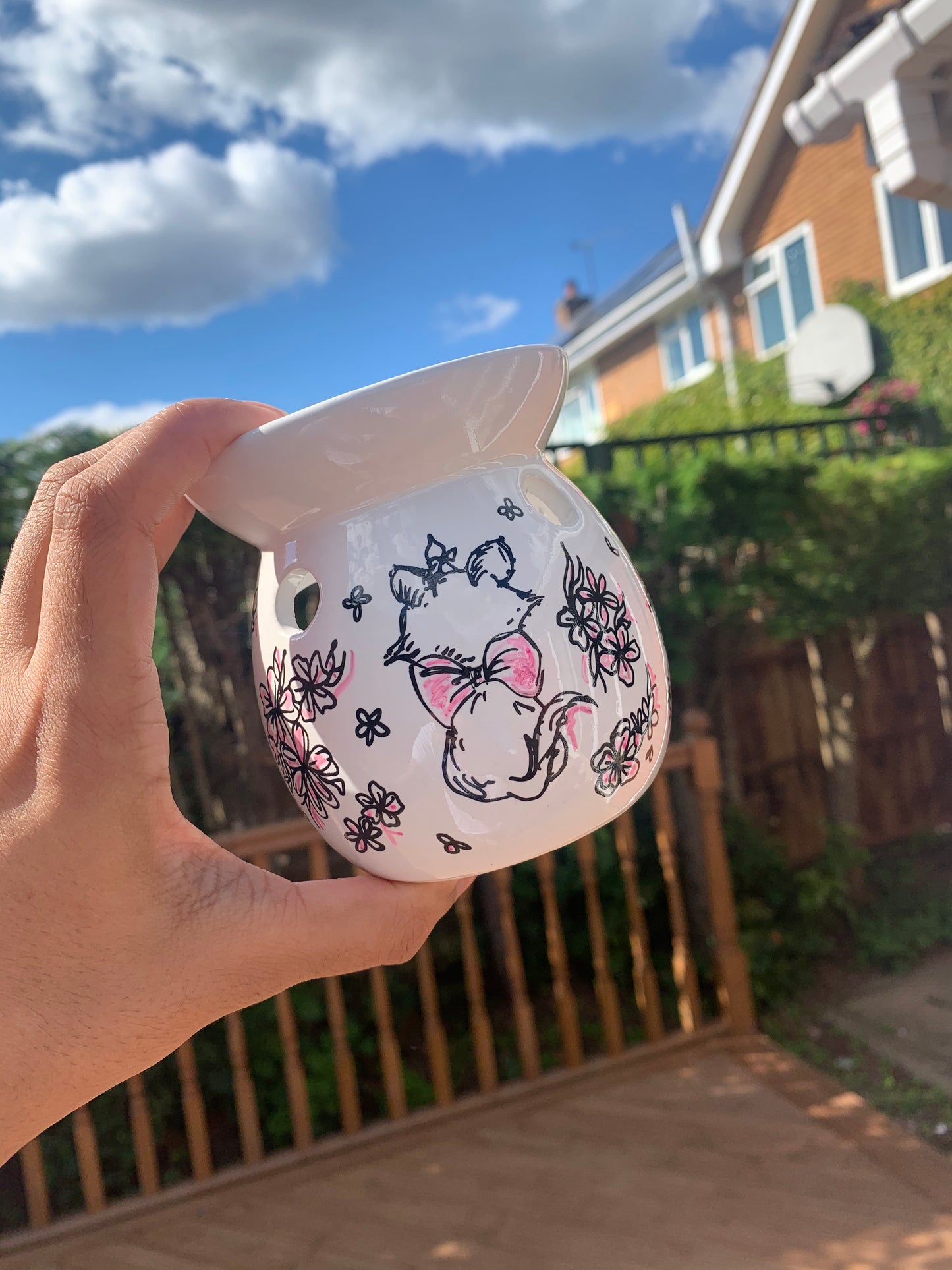 Marie cat Ceramics Wax Oil Burner - HOMEWARE